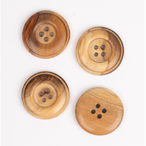 DROPS knap nr. 512: cedertr 25mm.  Prisen er pr. stk.