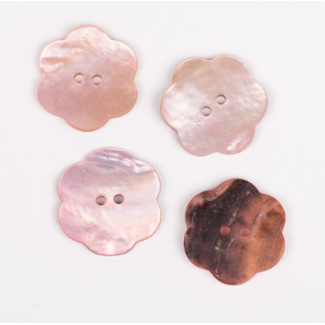 DROPS knap nr. 602: lys rosa perlemorsblomst 25mm. Prisen er pr. stk.