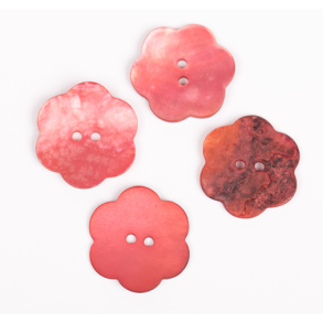 DROPS knap nr. 604: rd(pink) perlemorsblomst 25mm. Prisen er pr. stk.